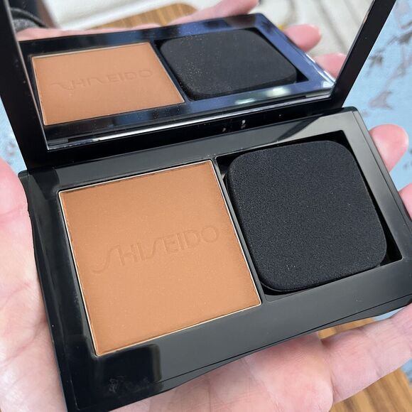 Shiseido Synchro Skin Self-Refreshing Custom Finish Powder Foundation 450 Copper - Picture 3 of 5